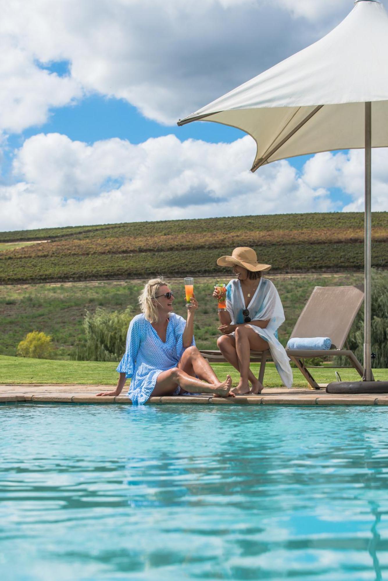 Asara Wine Estate & Hotel Стеленбош Екстериор снимка