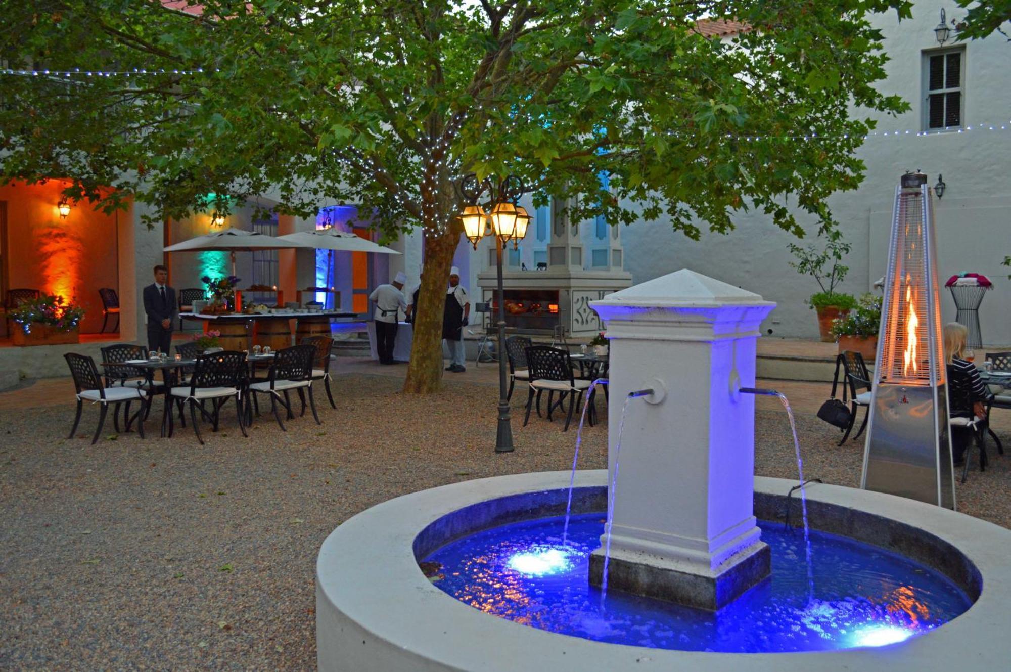 Asara Wine Estate & Hotel Стеленбош Екстериор снимка
